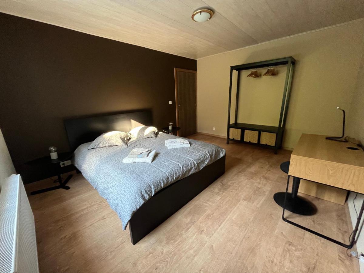 Aux Loups Blancs - Appartement Namur Eksteriør bilde