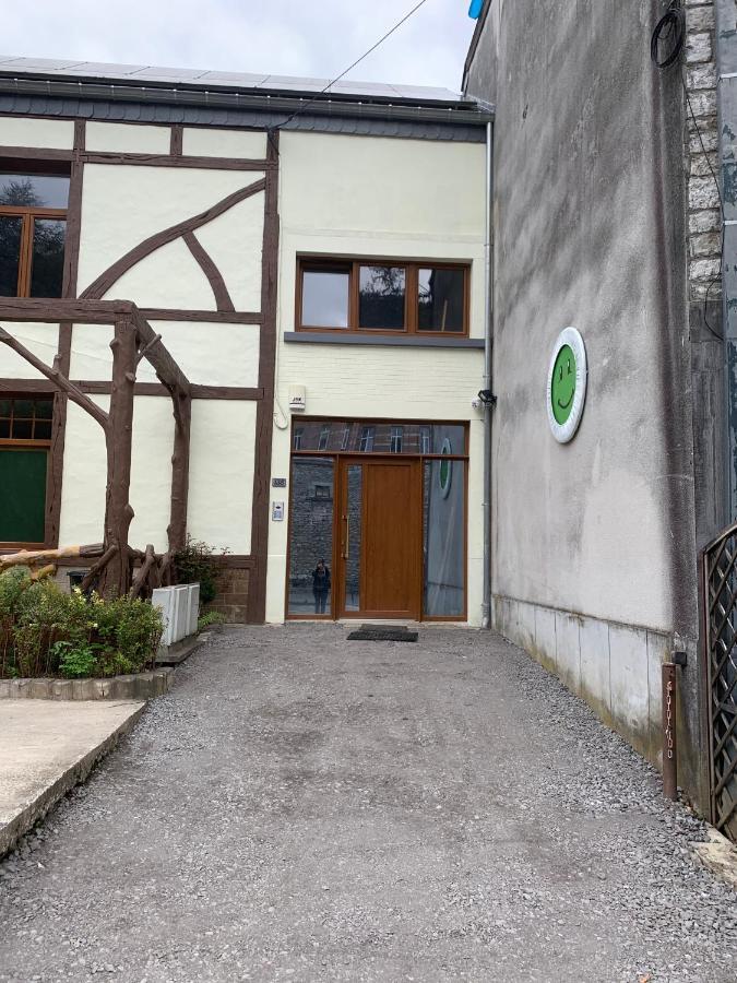 Aux Loups Blancs - Appartement Namur Eksteriør bilde